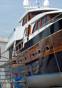 boat builder boatyard